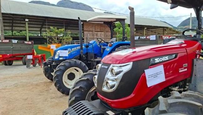 Seag realiza entrega de mudas e equipamentos agrícolas em Afonso Cláudio, no ES