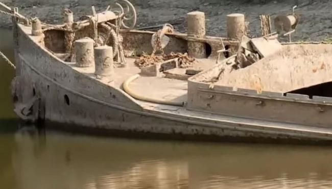 Seca severa na Itália revela navio naufragado na Segunda Guerra Mundial