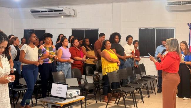 Secretaria de Educação de São Mateus, no ES, homenageia secretários e secretárias escolares no dia da secretária