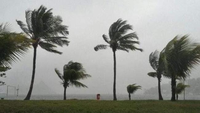 Semana começa com alerta de chuvas intensas para 59 cidades do ES