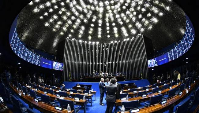 Senado aprova projeto de incentivo ao primeiro emprego para jovens