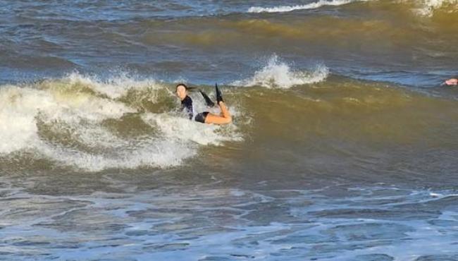 Serra, no Espírito Santo, recebe etapa decisiva do Circuito Mundial de Bodyboarding