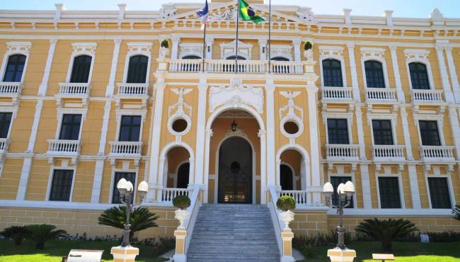 Servidor do ES que não estiver vacinado poderá ter ponto cortado: Confira as regras
