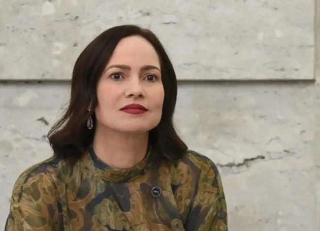 Servidora Ana Cristina Viana assume comando do INSS