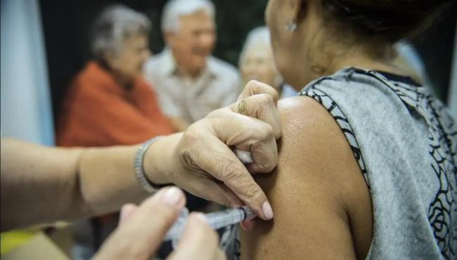 Sesa alerta para a baixa procura da vacina contra gripe dos grupos com meta de cobertura no ES