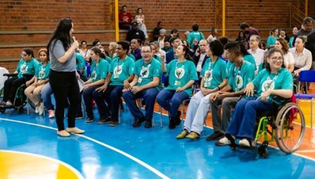 Sicoob cria a primeira cooperativa mirim em uma unidade da APAE
