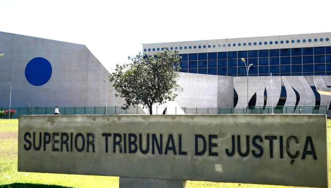 STJ condena ministro Marco Buzzi a perda de cargo por crimes sexuais