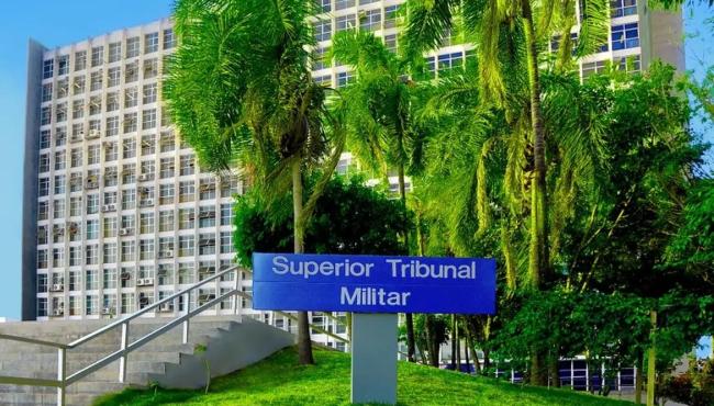 STM deverá julgar perda de patente de Bolsonaro e militares condenados