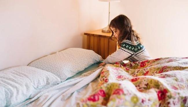 Tarefas domésticas fortalecem autonomia e responsabilidade em crianças