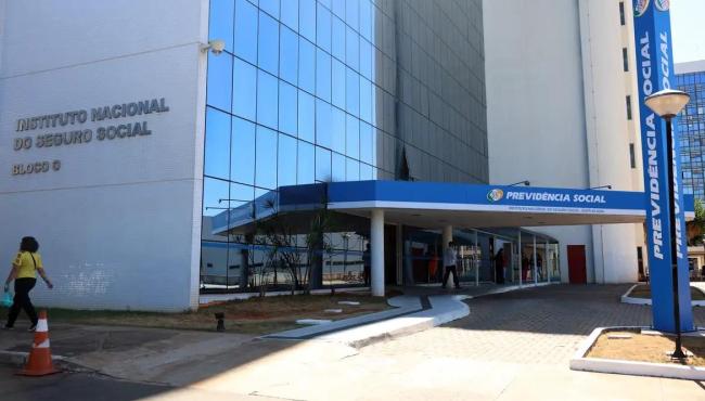 Tese da AGU obriga autor de feminicídio a ressarcir pensão do INSS