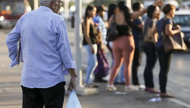 Teto de pensionista e aposentado do INSS sobe para R$ 8.475,55 em 2026