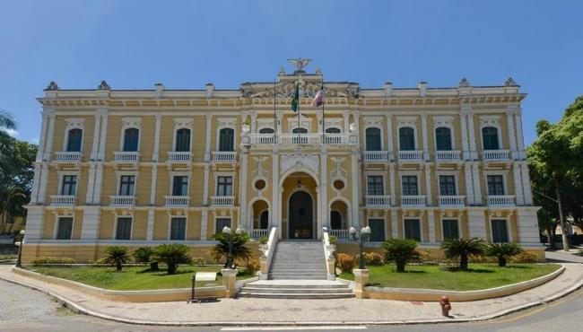 Trabalhador morre ao cair do telhado durante obra no Palácio Anchieta, sede do governo do ES