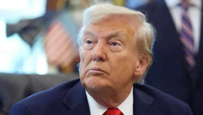 Trump diz em rede social que espaço aéreo da Venezuela está fechado