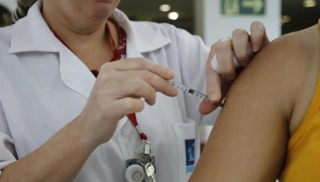 Turistas rumo à Copa devem estar alerta para vacina do sarampo