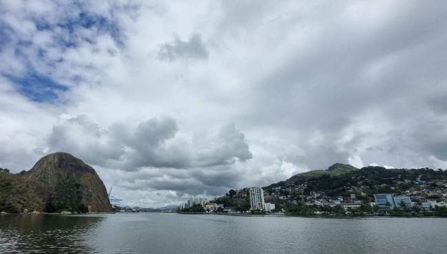 Último fim de semana do verão será com chuva no ES; veja previsão