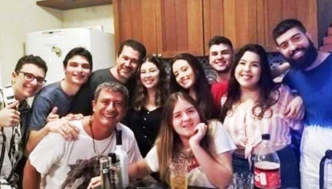 Um mês após morte de Tom Veiga, familiares se reúnem para partilha de bens