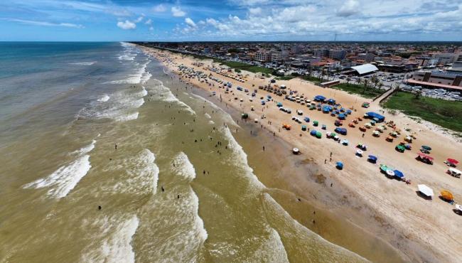 Verão em São Mateus no ES: sejam bem-vindos à praia de Guriri, uma das mais lindas, limpas e seguras do país