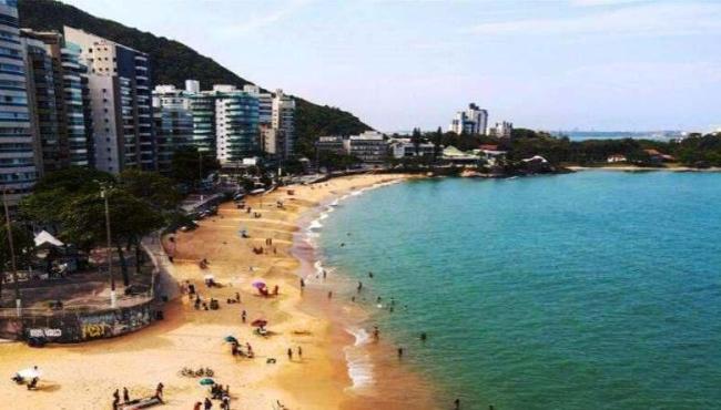 Verão: Saiba o que é permitido e proibido nas praias de Norte a Sul do ES