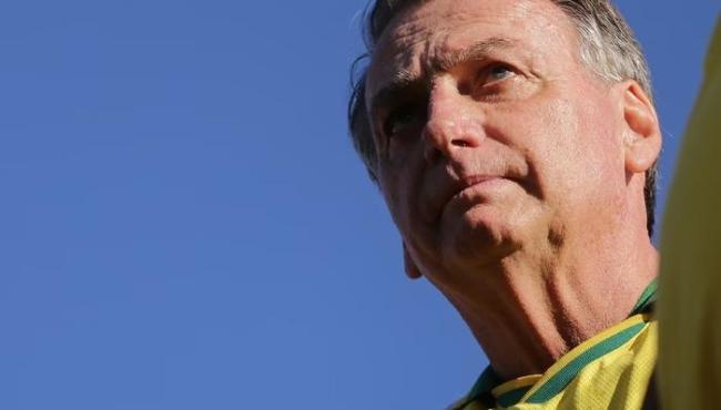 “Vexame”: Bolsonaro diz ter vergonha de postura de Janja na China