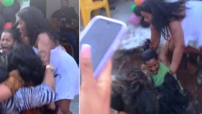 Vídeo de mulheres dançando e caindo em buraco viraliza na web