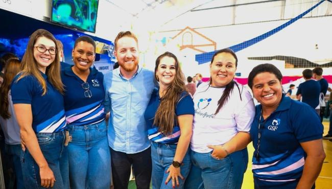 Vitor de Angelo destaca inovação e tecnologia como caminhos para fortalecer a escola pública no Espírito Santo