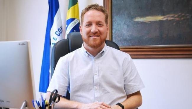Vitor de Angelo leva debate sobre gestão escolar e resultados educacionais ao Norte do ES
