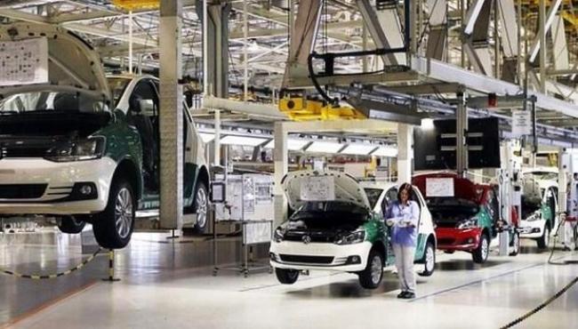 Volkswagen vai parar 2 fábricas por dez dias por falta de insumo