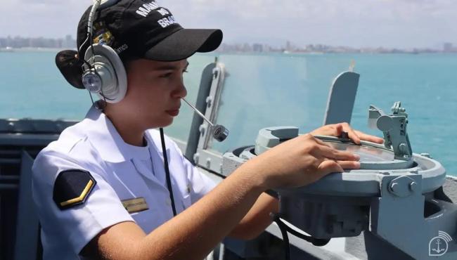 Voluntárias ingressam no serviço militar inicial feminino